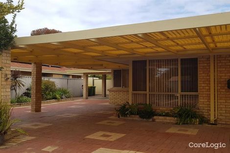 Property photo of 28 Woodbridge Drive Cooloongup WA 6168