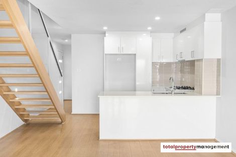 Property photo of 27/90 John Gorton Drive Coombs ACT 2611