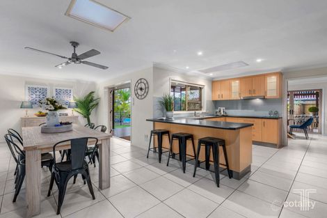 Property photo of 29 Risdon Street Carindale QLD 4152