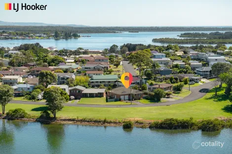 Property photo of 17 Crookhaven Drive Greenwell Point NSW 2540