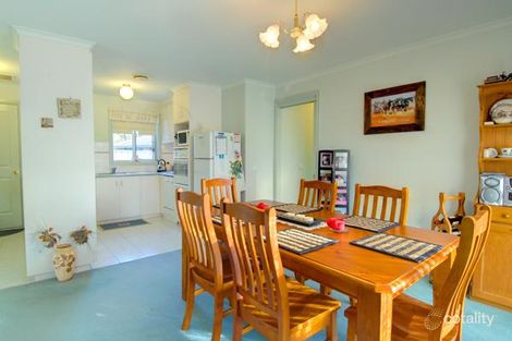 Property photo of 1 Eagle Court Invermay Park VIC 3350