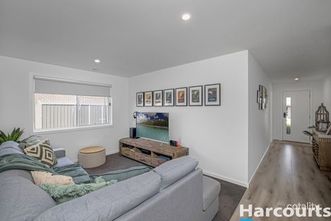 Property photo of 18 Winslow Crescent Warragul VIC 3820