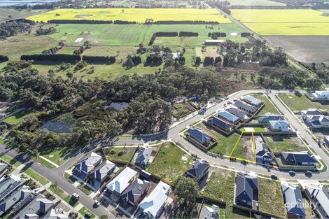 7 Newport Cres, Indented Head, VIC 3223