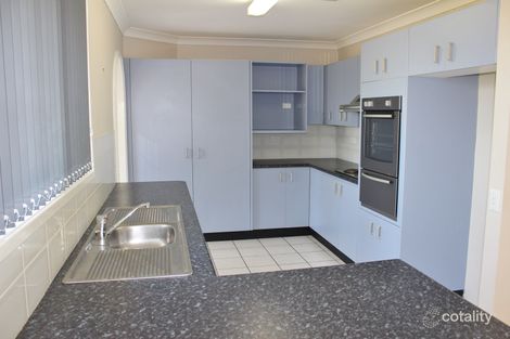 Property photo of 24 Banjos Circuit Hillvue NSW 2340