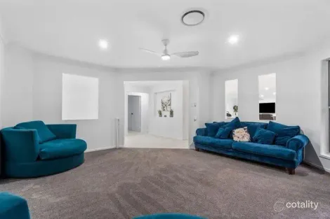 Property photo of 14 Pacha Close Coomera QLD 4209