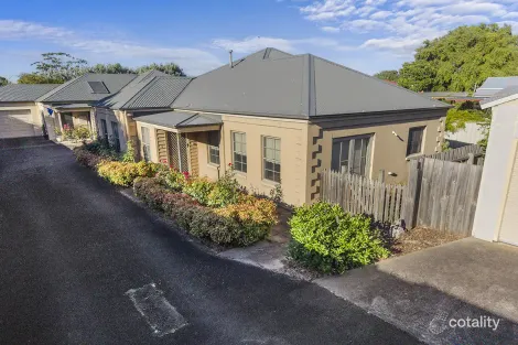 2/137 Commercial Rd, Koroit, VIC 3282