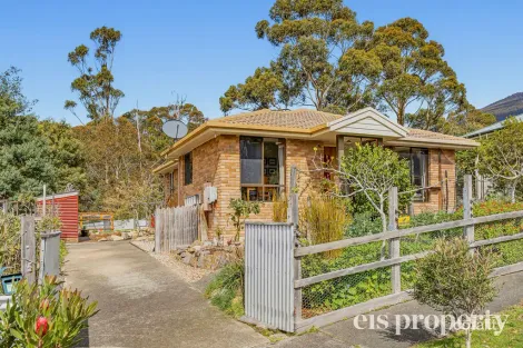 28 Saunders Cres, South Hobart, TAS 7004