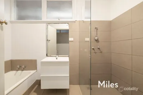 Property photo of 10 Willowbank Grove Ivanhoe VIC 3079