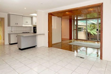 Property photo of 31 Radleigh Drive Wheelers Hill VIC 3150