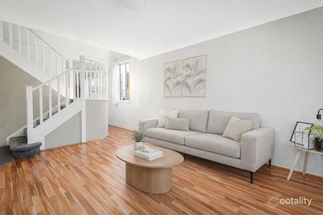 Property photo of 4 Snapper Close Green Valley NSW 2168