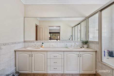 Property photo of 40 Rossini Circle Ellenbrook WA 6069