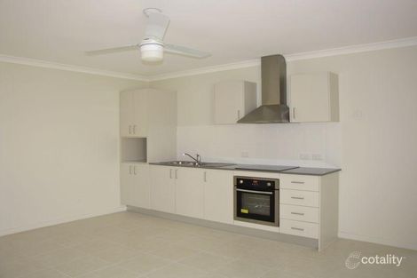 Property photo of 2/15 Kanimbla Street Holmview QLD 4207