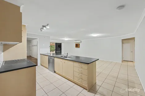 Property photo of 3 Currawong Drive Highfields QLD 4352