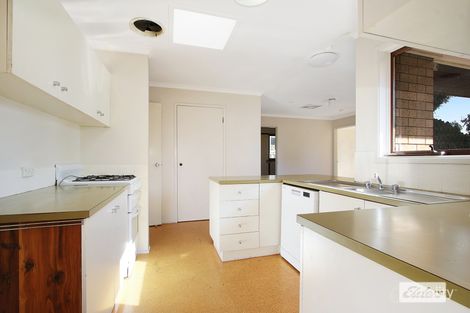 Property photo of 10 Wiltshire Crescent Wodonga VIC 3690