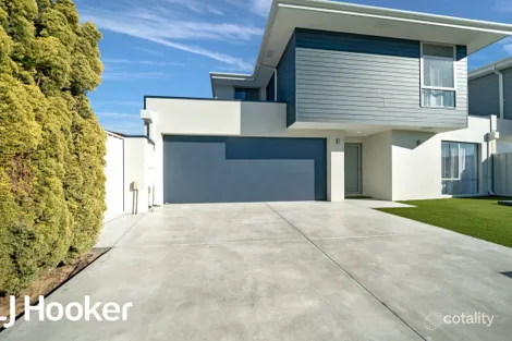 Property photo of 18B Calbourne Way Kingsley WA 6026