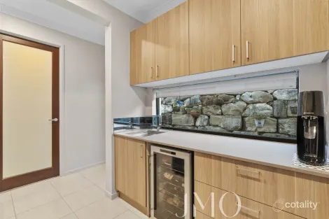 Property photo of 24 Dewrang Drive Pimpama QLD 4209