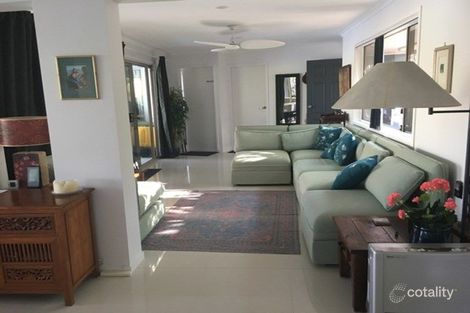 Property photo of 10 Barkala Court Ocean Shores NSW 2483