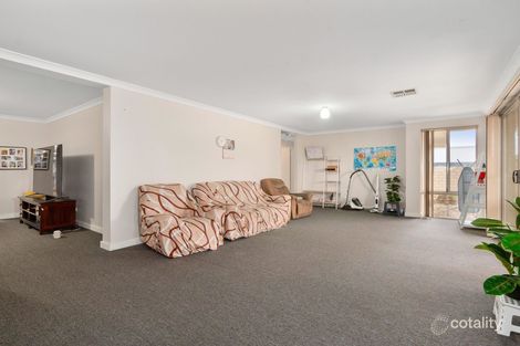 7 Heathland Tce, Ellenbrook, WA 6069