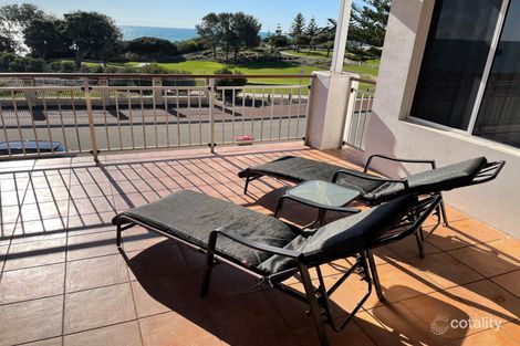 Property photo of 220 Ocean Drive Quinns Rocks WA 6030