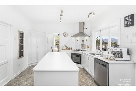 Property photo of 11 Macgregor Street The Range QLD 4700