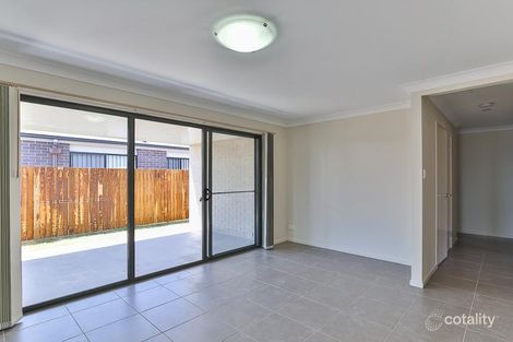 Property photo of 32 Sanctuary Drive Cranley QLD 4350