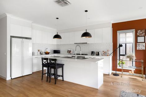 Property photo of 93 Nancarrow Drive Doreen VIC 3754