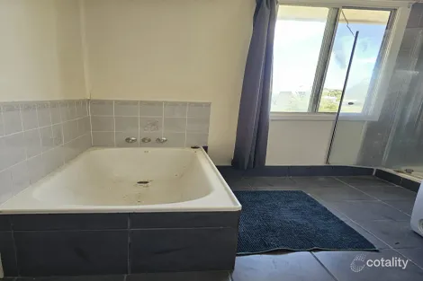 Property photo of 64 Third Avenue Home Hill QLD 4806