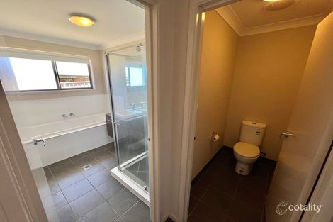 Property photo of 16 Rosewood Avenue Parkes NSW 2870