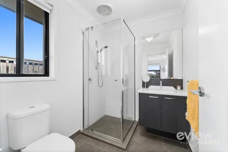 Property photo of 1 Pampas Street Wyndham Vale VIC 3024