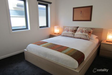 Property photo of 37 Magazine Way Maribyrnong VIC 3032