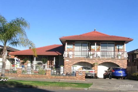 16 Garment St, Prairiewood, NSW 2176