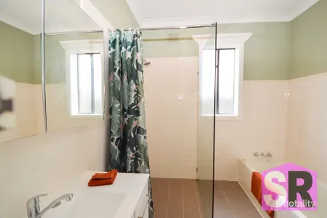 Property photo of 16 Lackey Street Guyra NSW 2365