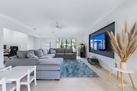 Property photo of 17 Waite Creek Court Cannonvale QLD 4802