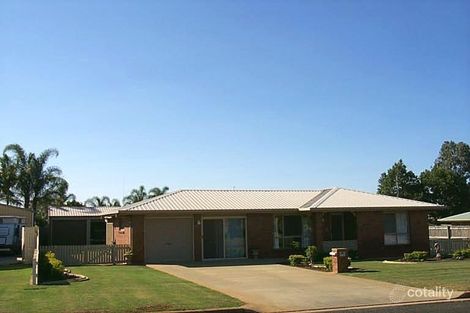 38 Hilltop Pde, Avoca, QLD 4670