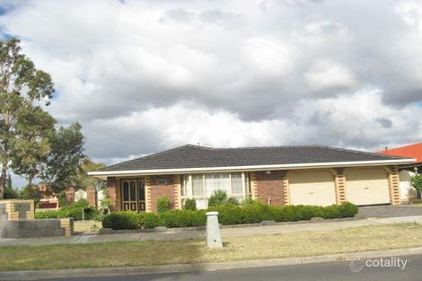 118 Parmelia Dr, Taylors Lakes, VIC 3038