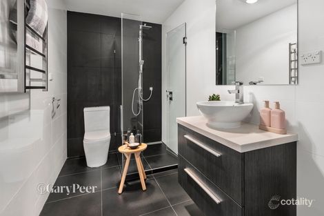 Property photo of 2/652 Inkerman Road Caulfield North VIC 3161