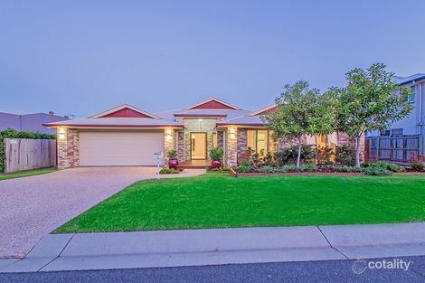 Property photo of 12 Blue Gum Place Wakerley QLD 4154