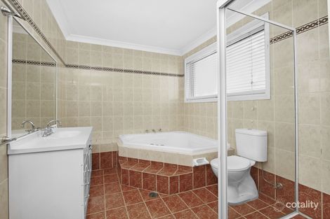 Property photo of 11 Chadley Place West Hoxton NSW 2171