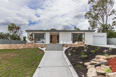 6 Alison Rd, Carrara, QLD 4211