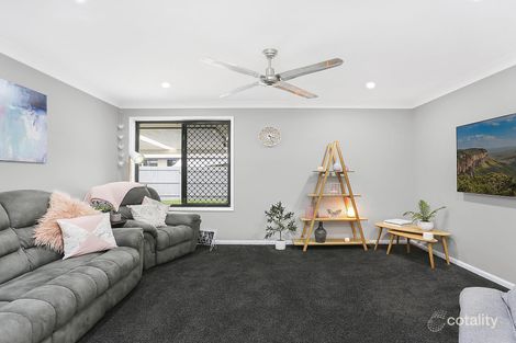 Property photo of 21 Huntley Place Caloundra West QLD 4551