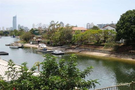 Property photo of 2 Crest View Key Broadbeach Waters QLD 4218