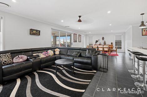Property photo of 10 Pinfly Street Chisholm NSW 2322