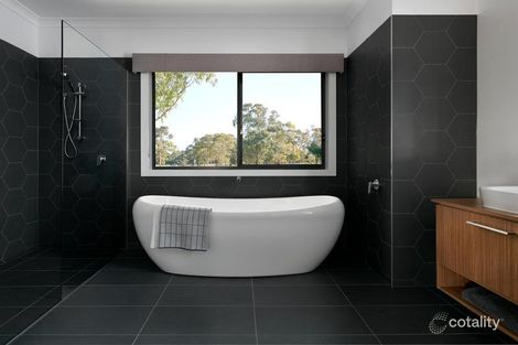 Property photo of 1 Greenfields Boulevard Romsey VIC 3434