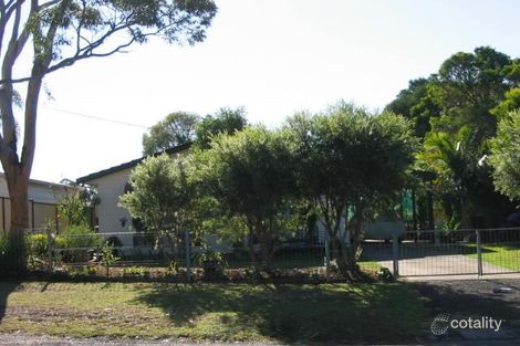 Property photo of 1 Kaye Avenue Kanwal NSW 2259