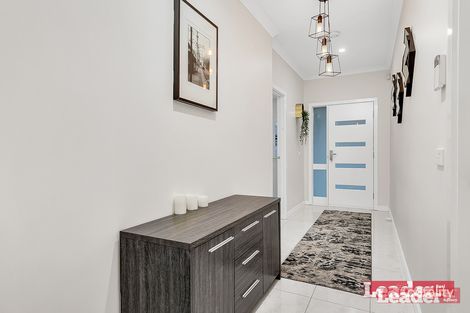 Property photo of 7 Puckle Avenue Mickleham VIC 3064
