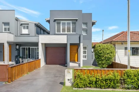 15c Stella St, Fairfield Heights, NSW 2165