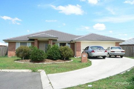 19 Dewhurst Cres, Raceview, QLD 4305