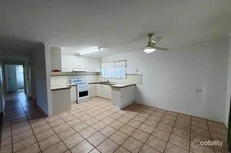 Property photo of 14 Stuart Court Granville QLD 4650