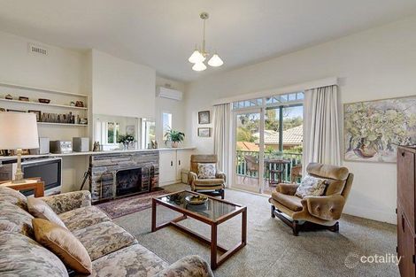Property photo of 11 Locksley Road Ivanhoe VIC 3079