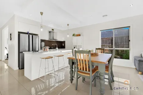 Property photo of 11 One Tree Road Doreen VIC 3754
